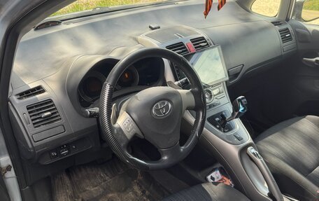 Toyota Auris II, 2006 год, 320 000 рублей, 2 фотография