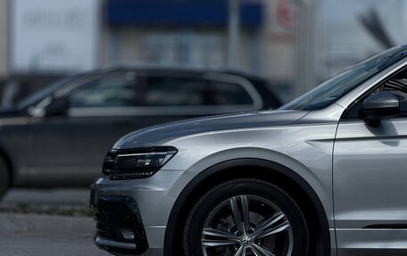 Volkswagen Tiguan II, 2018 год, 3 299 999 рублей, 10 фотография