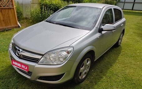 Opel Astra H, 2011 год, 700 000 рублей, 2 фотография