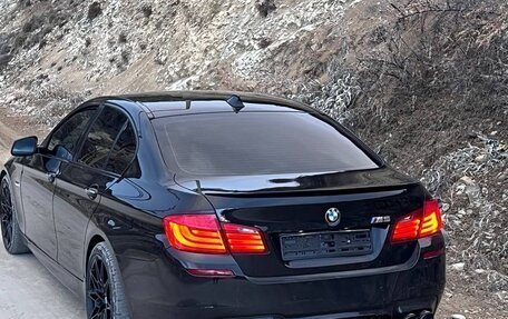 BMW 5 серия, 2012 год, 1 850 000 рублей, 3 фотография