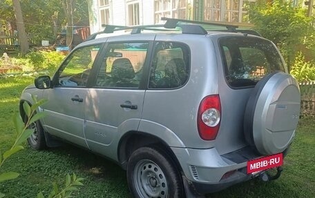 Chevrolet Niva I рестайлинг, 2011 год, 410 000 рублей, 4 фотография