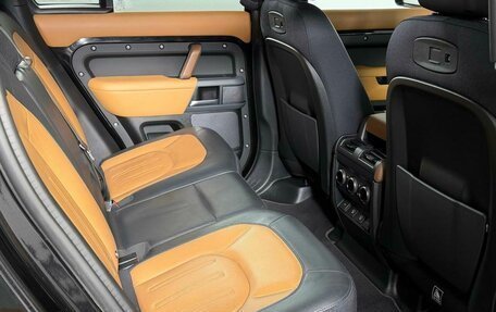 Land Rover Defender II, 2021 год, 5 599 000 рублей, 13 фотография