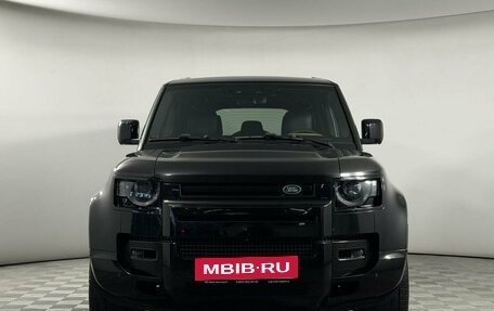 Land Rover Defender II, 2021 год, 5 599 000 рублей, 2 фотография