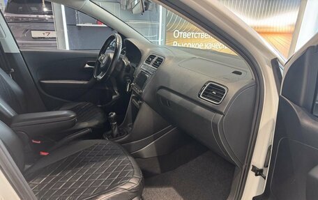 Volkswagen Polo VI (EU Market), 2018 год, 749 000 рублей, 18 фотография