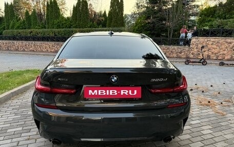 BMW 3 серия, 2019 год, 3 750 000 рублей, 32 фотография