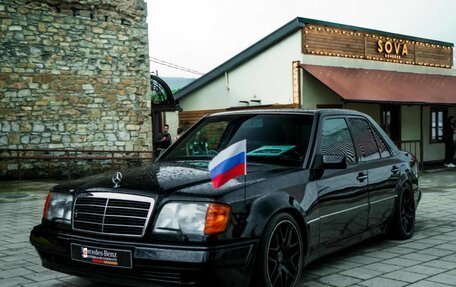 Mercedes-Benz W124, 1990 год, 1 250 000 рублей, 2 фотография