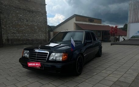 Mercedes-Benz W124, 1990 год, 1 250 000 рублей, 3 фотография