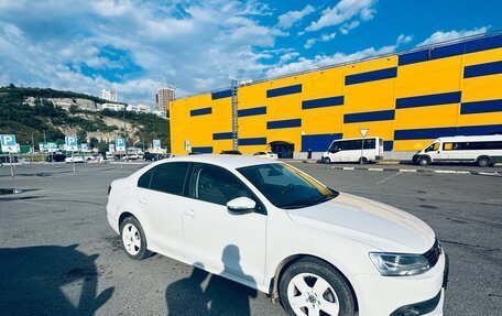 Volkswagen Jetta VI, 2014 год, 950 000 рублей, 2 фотография