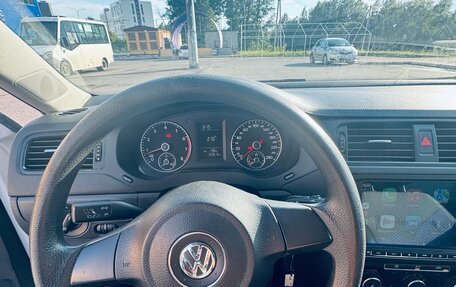 Volkswagen Jetta VI, 2014 год, 950 000 рублей, 12 фотография