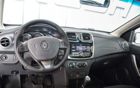 Renault Sandero II рестайлинг, 2017 год, 1 035 000 рублей, 6 фотография