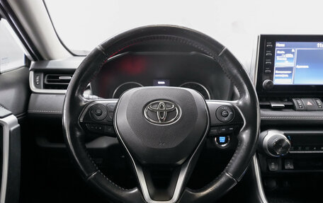 Toyota RAV4, 2021 год, 3 947 000 рублей, 10 фотография