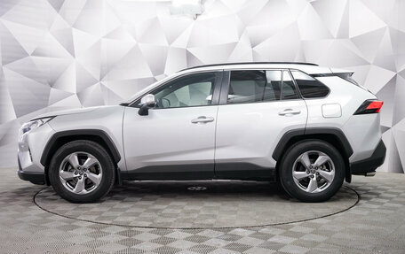 Toyota RAV4, 2021 год, 3 947 000 рублей, 2 фотография
