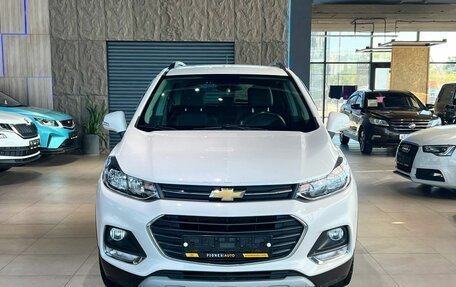 Chevrolet Trax, 2020 год, 1 330 000 рублей, 2 фотография