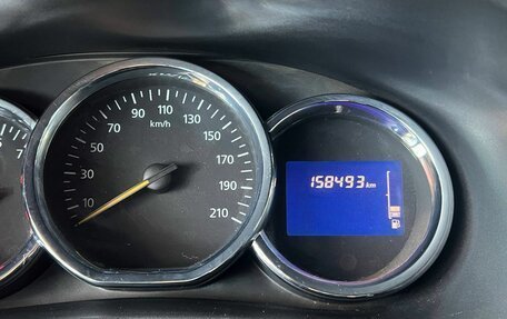 Renault Sandero II рестайлинг, 2014 год, 680 000 рублей, 12 фотография