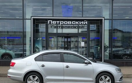 Volkswagen Jetta VI, 2015 год, 910 000 рублей, 5 фотография