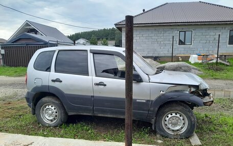 Chevrolet Niva I рестайлинг, 2013 год, 158 764 рублей, 7 фотография