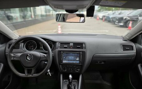 Volkswagen Jetta VI, 2015 год, 910 000 рублей, 8 фотография