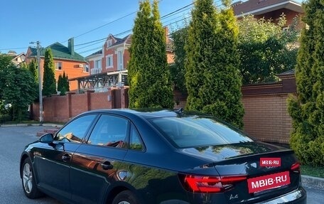 Audi A4, 2019 год, 1 980 000 рублей, 3 фотография