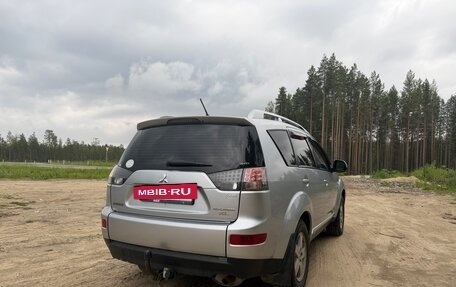 Mitsubishi Outlander III рестайлинг 3, 2008 год, 1 080 000 рублей, 4 фотография