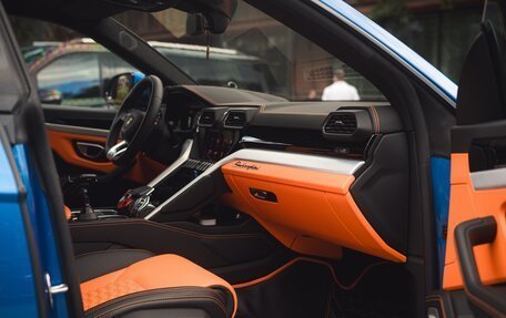 Lamborghini Urus I, 2018 год, 22 500 000 рублей, 33 фотография