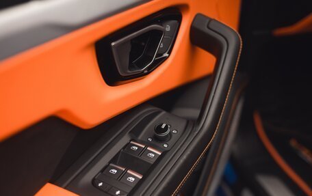 Lamborghini Urus I, 2018 год, 22 500 000 рублей, 35 фотография