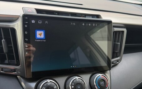 Toyota RAV4, 2014 год, 1 560 000 рублей, 10 фотография