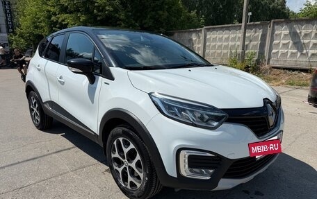 Renault Kaptur I рестайлинг, 2019 год, 1 740 000 рублей, 2 фотография