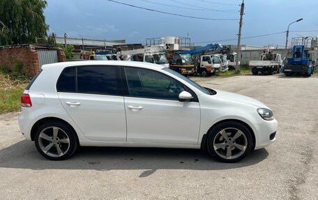 Volkswagen Golf VI, 2011 год, 635 000 рублей, 2 фотография