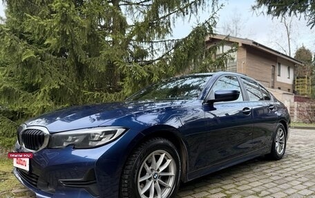 BMW 3 серия, 2019 год, 3 250 000 рублей, 10 фотография