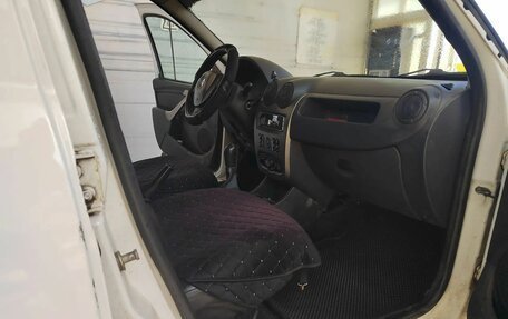 Renault Logan I, 2015 год, 312 000 рублей, 6 фотография
