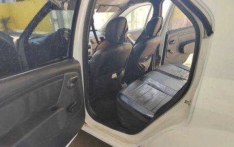 Renault Logan I, 2015 год, 312 000 рублей, 21 фотография