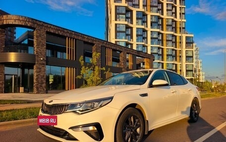 KIA Optima IV, 2020 год, 1 590 000 рублей, 5 фотография