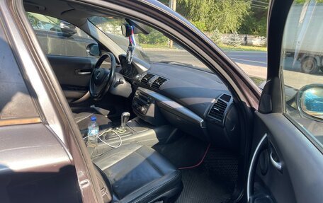 BMW 1 серия, 2006 год, 550 000 рублей, 12 фотография