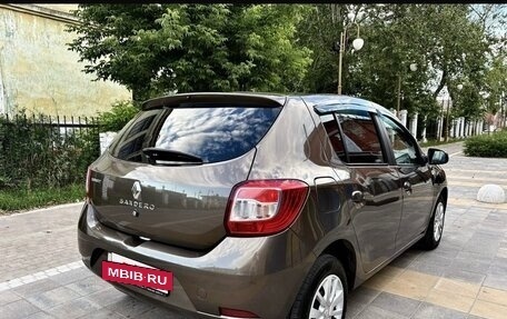Renault Sandero II рестайлинг, 2018 год, 840 000 рублей, 2 фотография