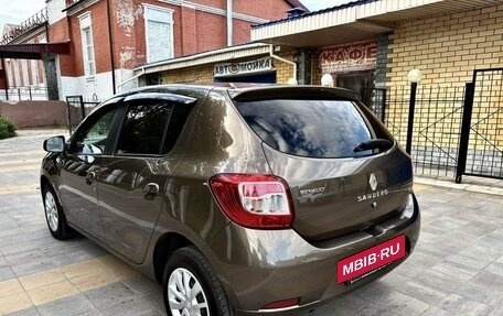 Renault Sandero II рестайлинг, 2018 год, 840 000 рублей, 3 фотография