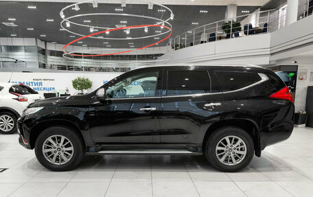Mitsubishi Pajero Sport III рестайлинг, 2018 год, 2 790 000 рублей, 10 фотография