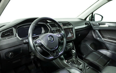 Volkswagen Tiguan II, 2017 год, 2 519 000 рублей, 12 фотография