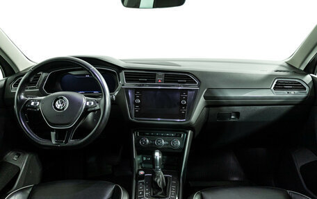 Volkswagen Tiguan II, 2017 год, 2 519 000 рублей, 14 фотография