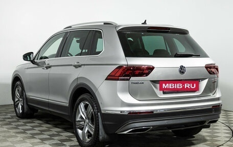 Volkswagen Tiguan II, 2017 год, 2 519 000 рублей, 8 фотография