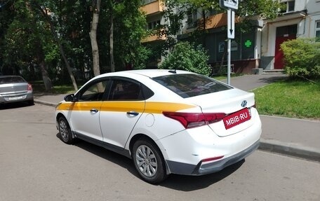 Hyundai Solaris II рестайлинг, 2018 год, 630 000 рублей, 4 фотография