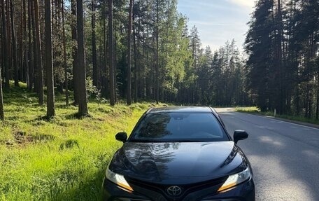 Toyota Camry, 2020 год, 3 650 000 рублей, 1 фотография