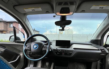 BMW i3 I01 рестайлинг, 2017 год, 2 850 000 рублей, 7 фотография