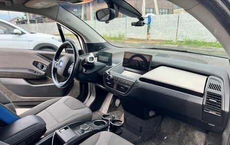 BMW i3 I01 рестайлинг, 2017 год, 2 850 000 рублей, 6 фотография