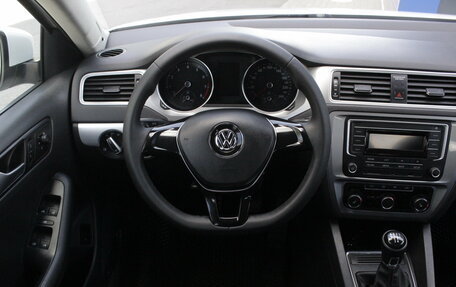 Volkswagen Jetta VI, 2018 год, 1 560 000 рублей, 8 фотография
