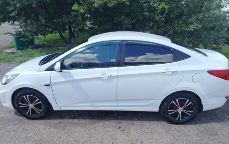 Hyundai Solaris II рестайлинг, 2013 год, 720 000 рублей, 8 фотография