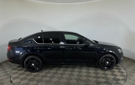 Skoda Octavia, 2019 год, 2 000 000 рублей, 4 фотография