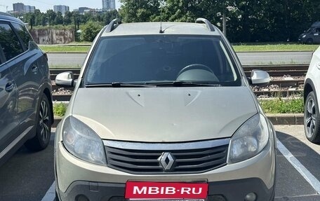 Renault Sandero I, 2013 год, 469 000 рублей, 2 фотография