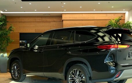 Toyota Highlander, 2026 год, 5 555 000 рублей, 7 фотография