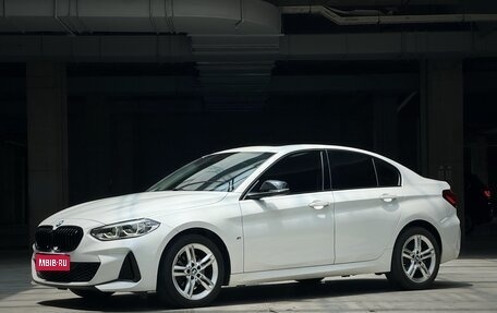 BMW 1 серия, 2023 год, 2 000 000 рублей, 1 фотография