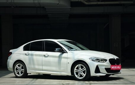 BMW 1 серия, 2023 год, 2 000 000 рублей, 3 фотография